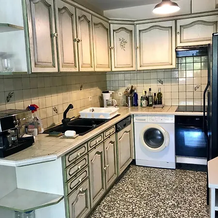Apartment Grand Proche Avec Wifi Le Lavandou
